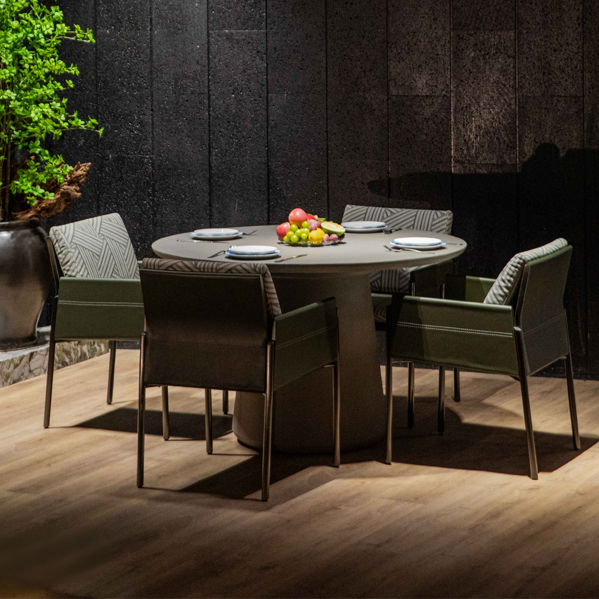 BETTI RIO Dining Table Round ⏐ リオ ラウンド・ダイニングテーブル